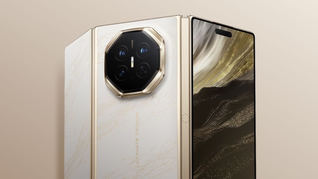 HUAWEI-Mate-XT-2-Ultimate-Design-NoypiGeeks