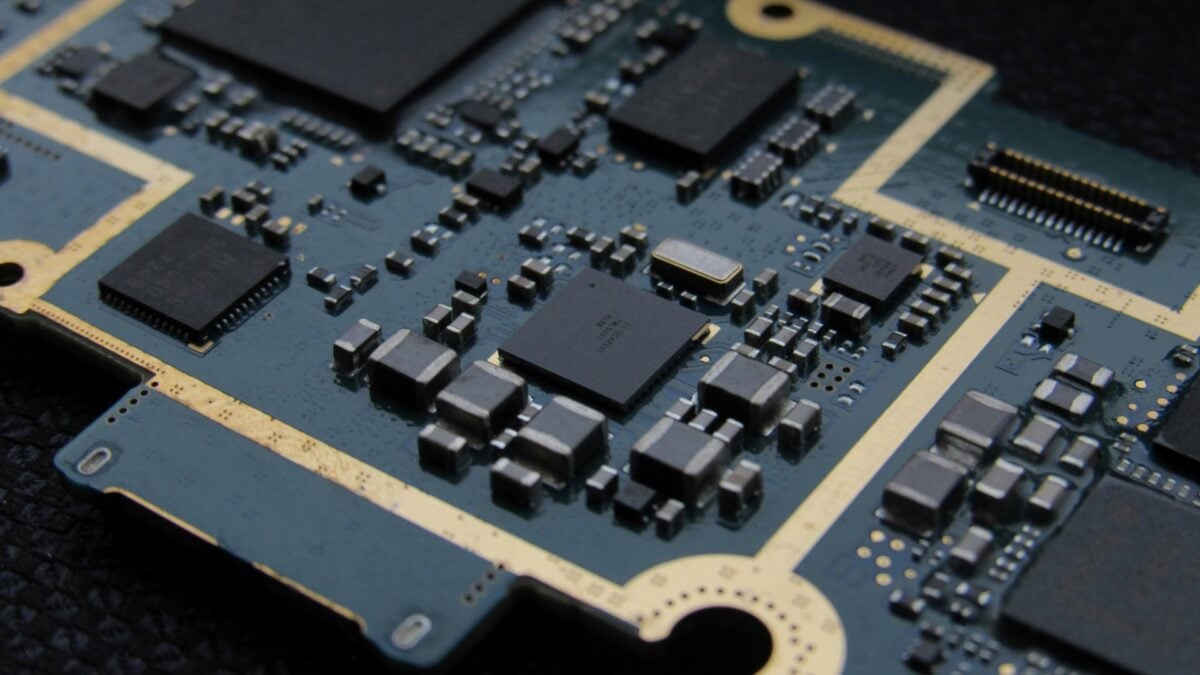Recycled-memory-chips-budget-phones
