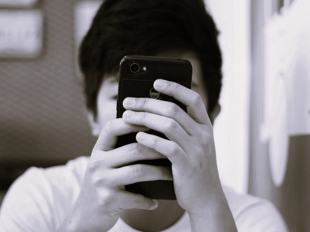 Senate-passes-bill-restrict-social-media-minors