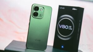 vivo V80 Lite 5G’s massive 10,000mAh battery takes a Guinness World Record